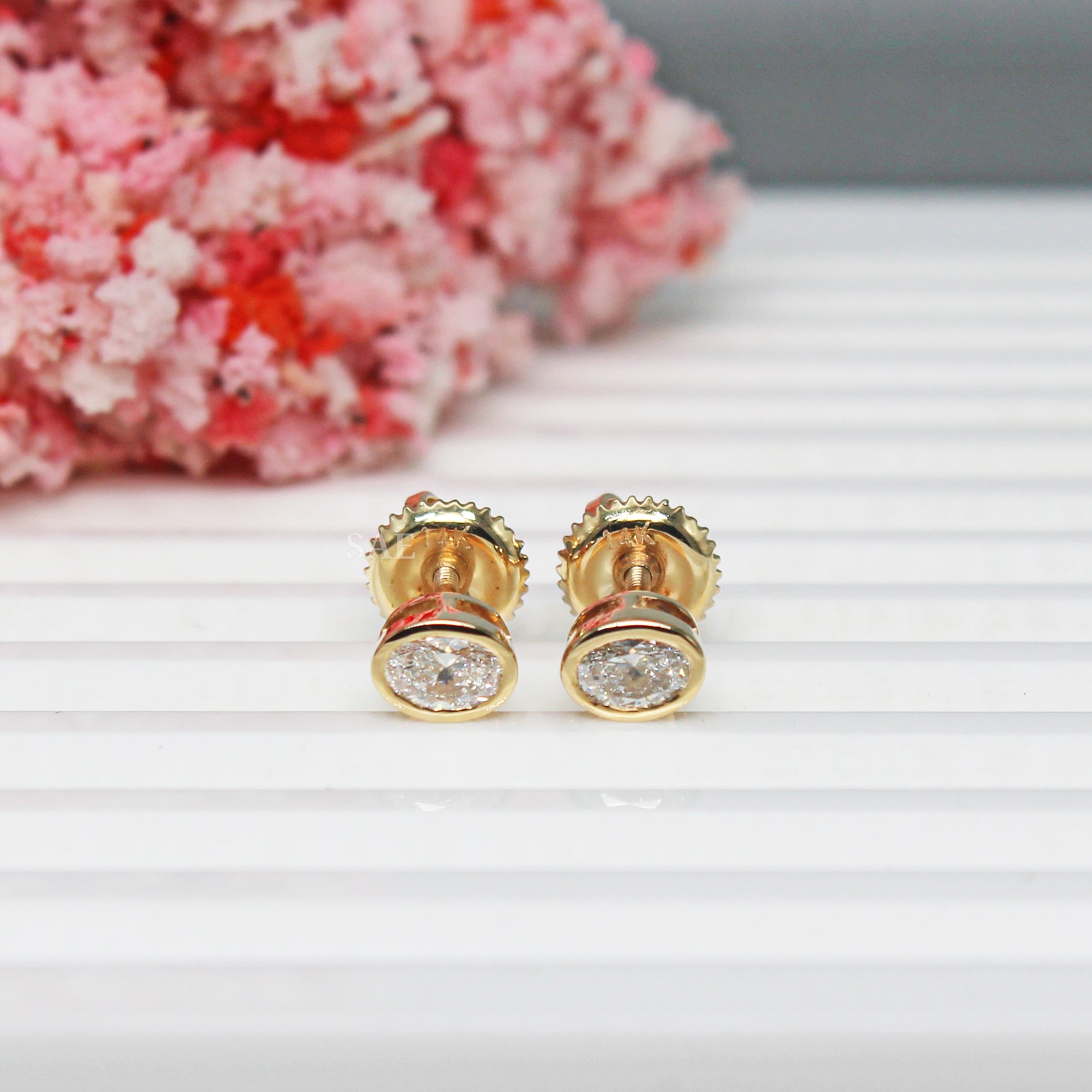 Oval Diamond Earring
Oval Diamond Stud
Oval Lab Grown Diamond Earring
Fancy Diamond Earring
Bezel Set Oval Earring
Bezel Set Oval Stud
Lab Grown Diamond Stud
Bezel Set Diamond Earring
Minimalist Diamond Earring
Oval Earring
Oval Stud
Simple Earring
Diamond Earring
14k Gold Earring
14k Gold Stud
Simple Diamond Stud
Gift For Her
Lab Diamond Jewelry
Lab Grown Diamond
Gold Jewelry