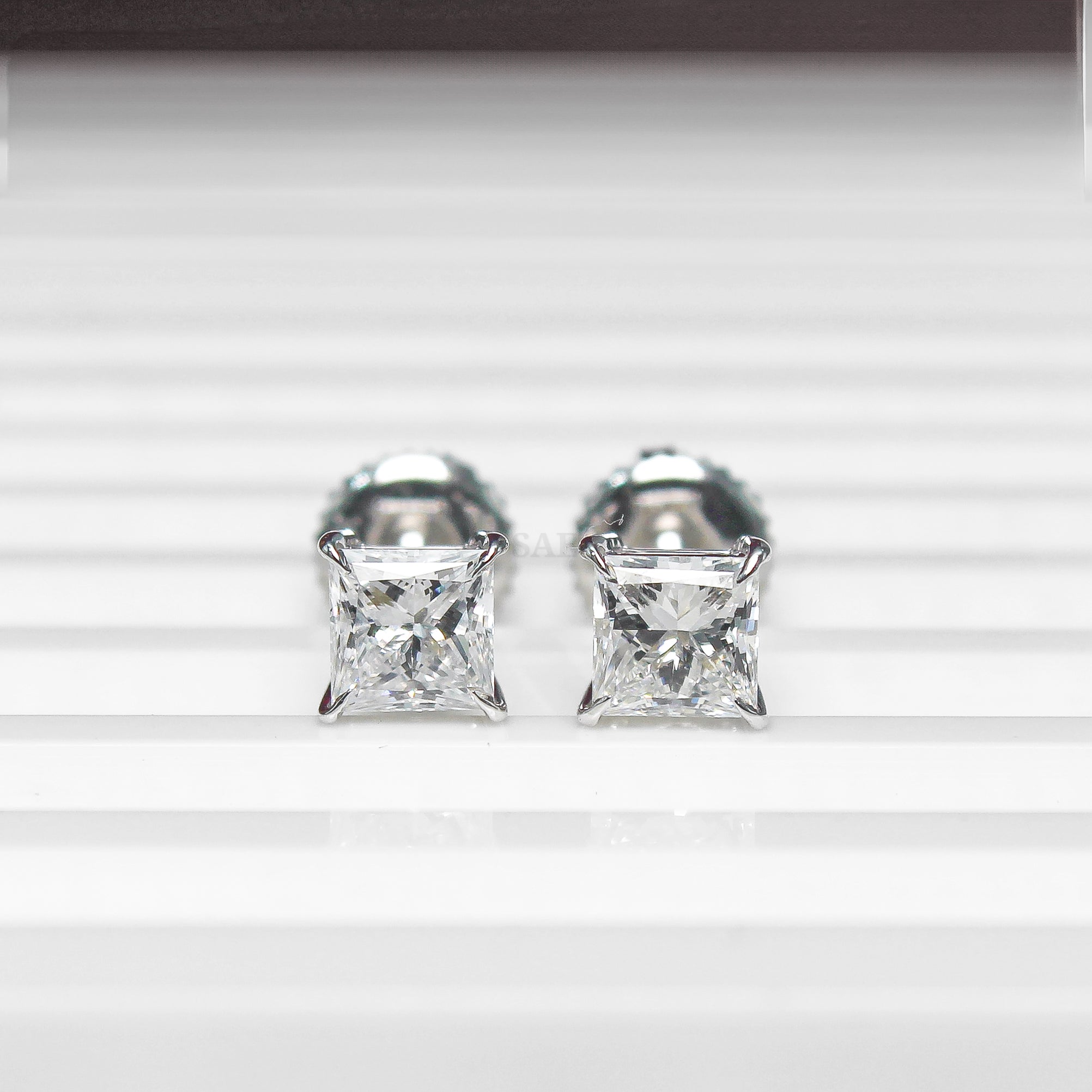 Princess Diamond Stud
Princess Diamond Earring
Classic Princess Stud Earring
Lab Grown Diamond Earring
Simple Diamond Earring
14k Gold Earring
14k Gold Stud
Minimalist Stud Earring
Princess Cut Diamond Earring
Diamond Earring
Diamond Stud
Princess Earring
Princess Stud
14k Gold Earring
14k Gold Stud
Simple Diamond Stud
Gift For Her
Lab Diamond Jewelry
Lab Grown Diamond
Gold Jewelry
diamondsbysae