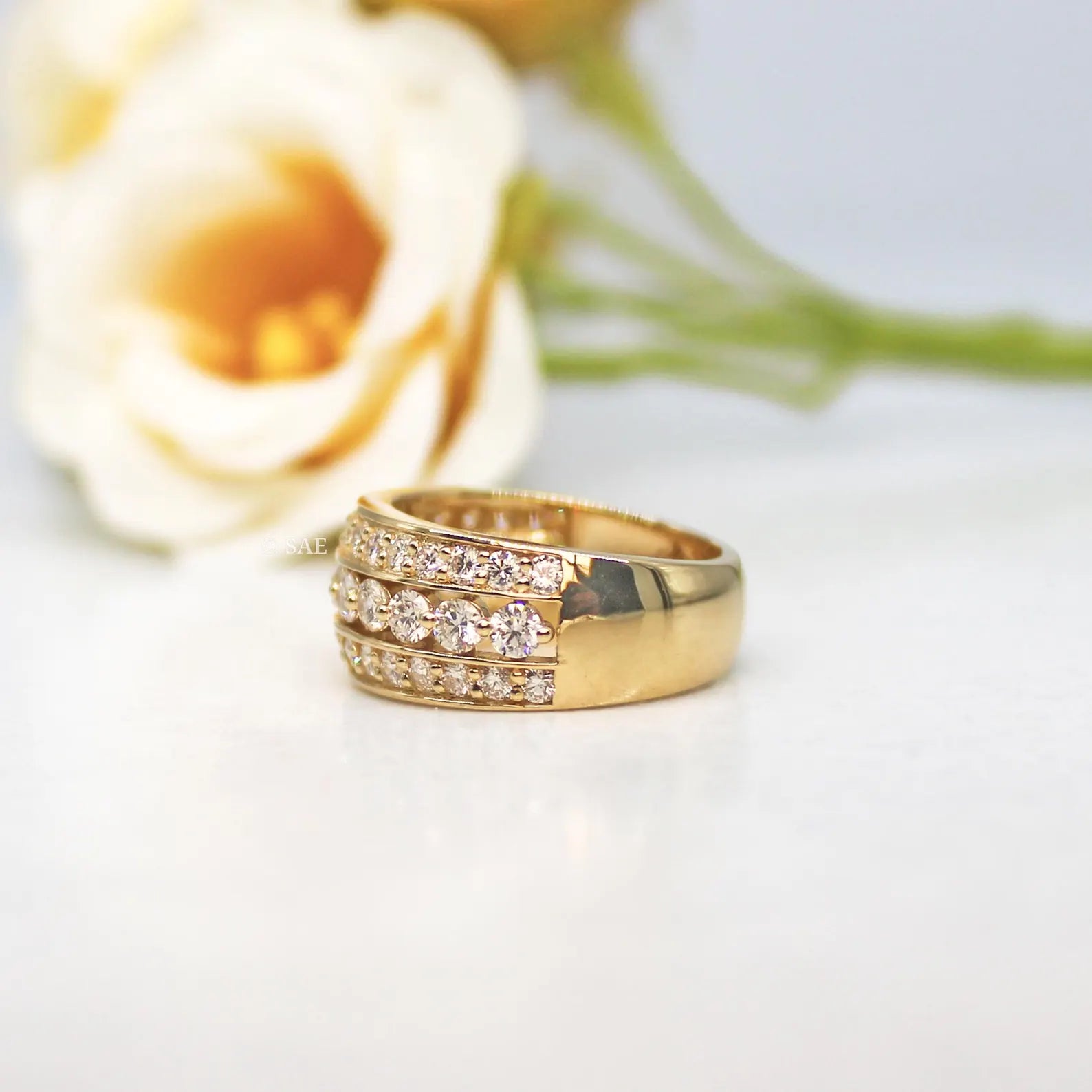 Elegance Lab Grown Diamond Ring with Yellow Gold Three Raw Diamond Ring Round Diamond Wedding Ring Engagement Ring Gift for Her