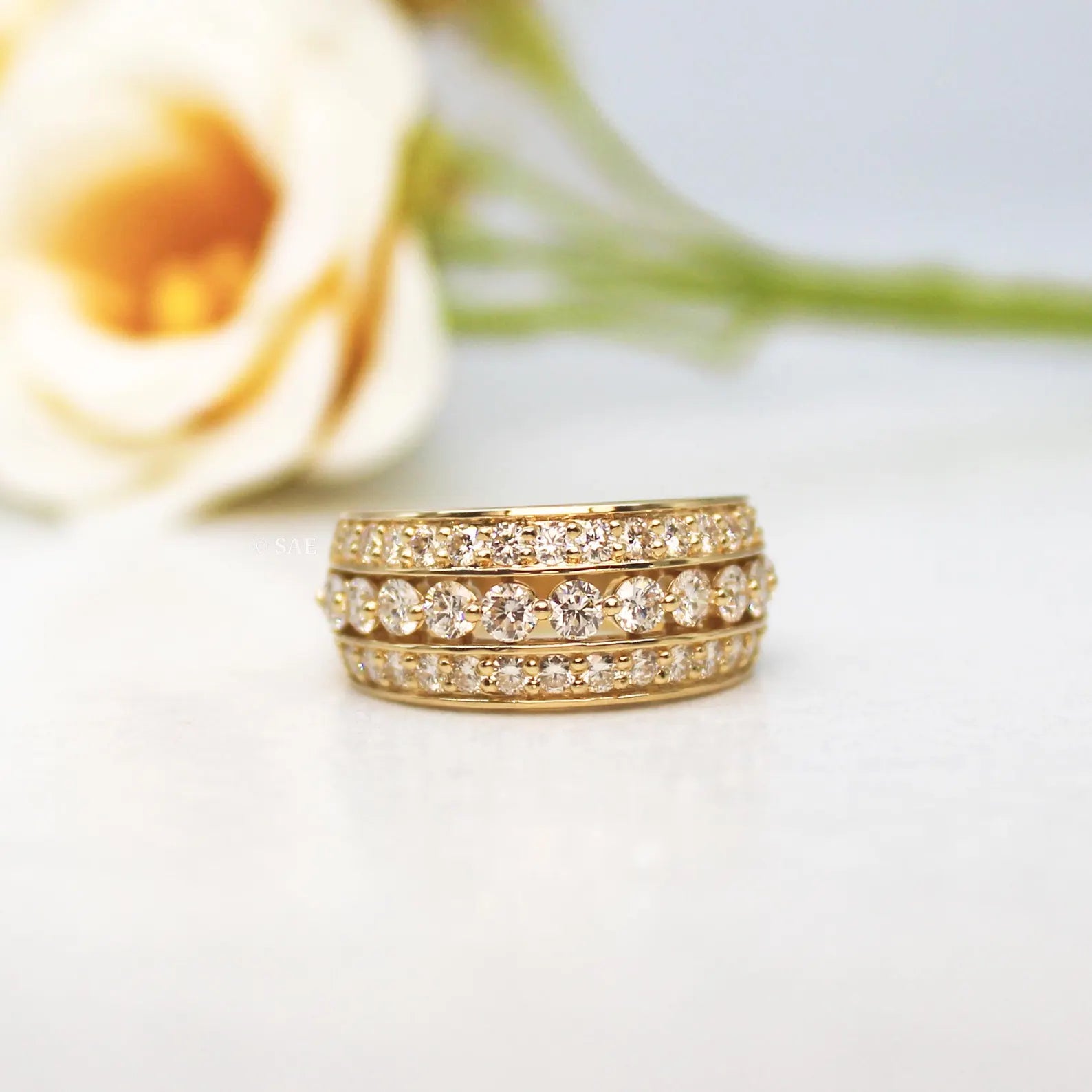 Elegance Lab Grown Diamond Ring with Yellow Gold Three Raw Diamond Ring Round Diamond Wedding Ring Engagement Ring Gift for Her